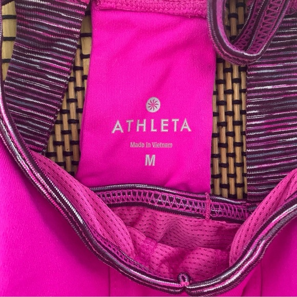ATHLETA Prasada Tank Top Size Medium Racerback‎ Shelf Bra Pink Activewear Yoga - Picture 6 of 10